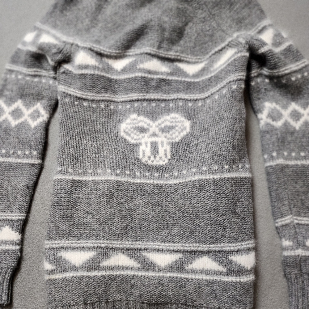 Aritzia TNA Northwest Cowichan Sweater Sz Med Wool / Angora - Picture 11 of 13
